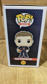 Max Verstappen s helmou - funko pop - 10