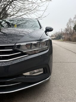 Volkswagen Passat 2litre, 140kw. - 10