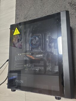 Predám herné PC / 100% stav / TOP cena / i5 12600 + RX VEGA - 10