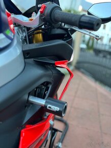 Aprilia RS660 - Lava Red - 4100km - kupene 4/2024 v Styxe - 10