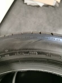 Pirelli P Zero 235/50 R19 99W Letné pneumatiky - 10