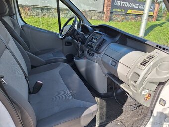 Renault Trafic 7miestny - 10