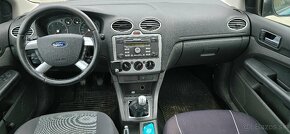 Ford Focus kombi 1.6 TDCi - 10