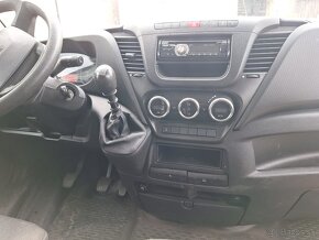 IVECO DAILY DIESEL 2,3 ROK 2015 - 10