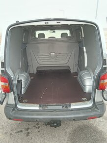 Predám dodávku vw transporter T5,1.9 tdi 77kw - 10