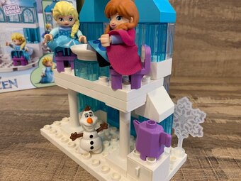 Predám Lego DUPLO-Frozen 10899-Zámok z ľadového kráľovstva - 10