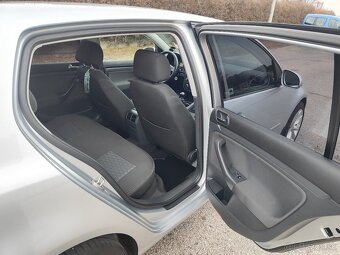 VW Golf 5 1.9 TDI - 10