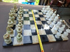 Predám staré šachy mramor Onyx Alabaster rozmer je na fotkác - 10