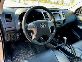 TOYOTA HILUX 3.0D-4D - PREDAJ AJ NA SPLÁTKY - 10