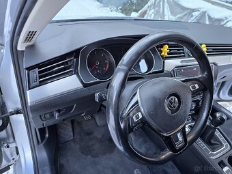 Volkswagen Passat Variant 2.0 TDI 140KW BMT Highline - 10