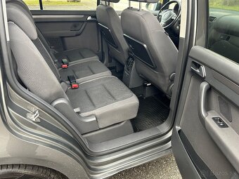 VW Touran 2,0Tdi rv:15 naj:178tis.km Sk auto - 10