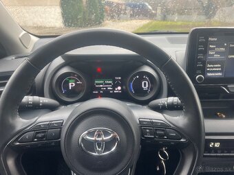 Toyota Yaris 1.5 Hybrid Style - 10