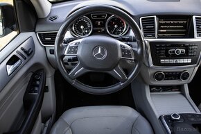 Mercedes-Benz ML 350 4MATIC - 10