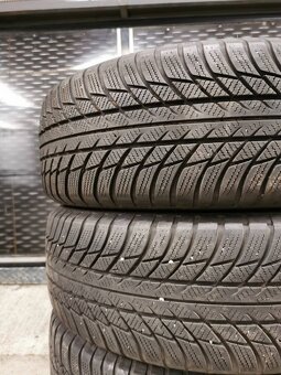 Bridgestone zimné pneumatiky 215/65 R17 99H - 10