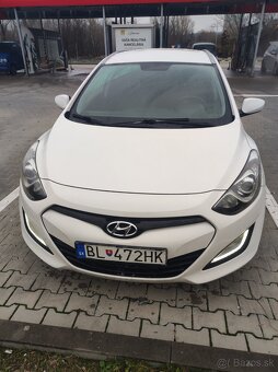 Hyundai i30 CW - 10