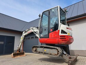 Takeuchi Tb 230 pásový minibagr - 10