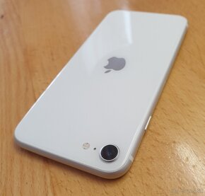 Krásny Iphone SE 2020 128GB 88 percent - 10