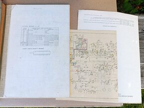 5ks knih stará rádia + schémata - pro sběratele radii - 10