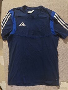 10 Adidas triciek a polokosiel - 10