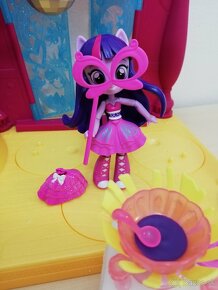 Barbie, equestria, enchantimals - 10