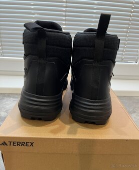 Adidas nové 50 2/3 Terrex Unity Lea Mid R.RDY - 10