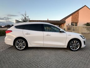 FORD FOCUS COMBI VIGNALE 2,0TDI AUTOMAT,LED,KOZA,PANO,B&O,KA - 10