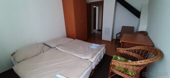 RD Štola s 2 apartmanmi a bytom na poschodí, pozemok 1132 - 10