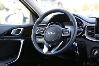 Kia CEED SW 1,5 T-GDi AT7 GOLD Navi pack - 10