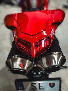 DUCATI 1098S - 10