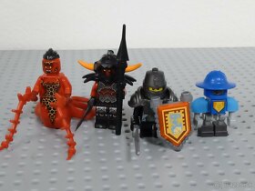 70326 LEGO Nexo Knights The Black Knight Mech - 10