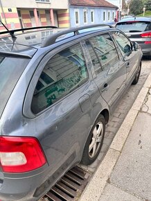 Škoda Octavia 1.6 TDI 4x4 combi - 10