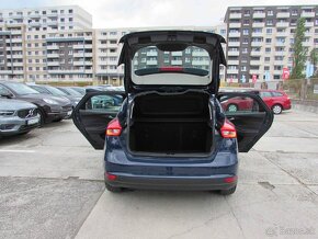 Ford Focus 1.5 TDCi 88kW Powershift Titanium - 10