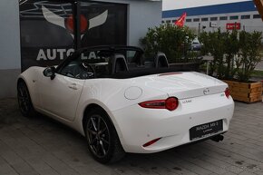 Mazda MX-5 2.0 Skyactiv-G160 Revolution - 10