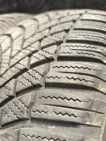 205/60 R16  Bridgestone  zimne pneumatiky - 10