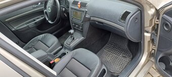 Škoda OCTAVIA Combi 1.9 TDI DSG - 10