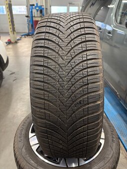 225/55 R18 - 10