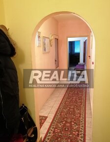 3-IZBOVÝ BYT, CHRENOVÁ I, 72m2, BALKÓN - 10