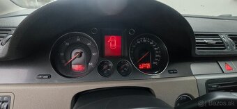 Volkswagen passat B6 2.0TDI Sportline - 10