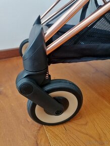 Peach pink cybex coya pre dievčatko - 10