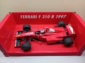 F1 FERRARI F310B MICHAEL SCHUMACHER MINICHAMPS 1:18 - 10