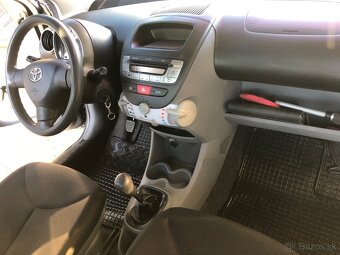 Toyota aygo 2012 1.0 i - 10