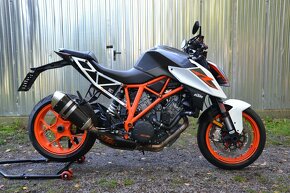 KTM 1290 SUPER DUKE R - 10