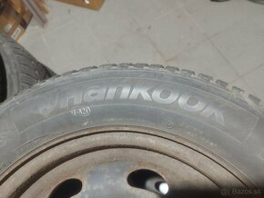 Zimne pneu na plechových diskoch 205/60 R15 91T - 10