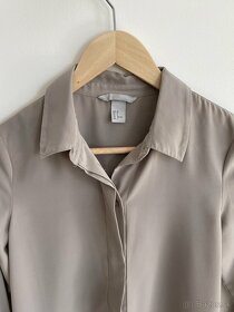 H&M Sivohnedá/hnedosivá/taupe šifónová blúzka XXS (32) - 10