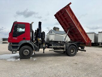 Iveco Trakker sklápač s hydraulickou rukou - 10