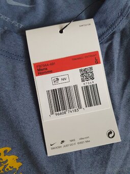 Tričko Nike Dri-Fit Chameleón - 10