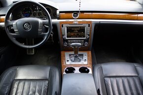 Volkswagen Phaeton 3.0 V6 tiptronic 4-Motion - 10