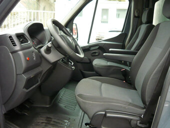 RENAULT MASTER 2.3 DCI CHLADÁK ZÁSUVKA 8 PALET - 10