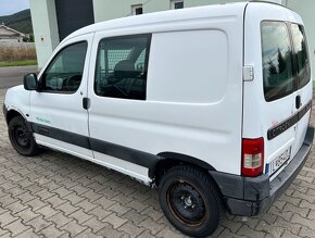 Predám Citroen Berlingo 1,4 16V r.v. 2006 - 10