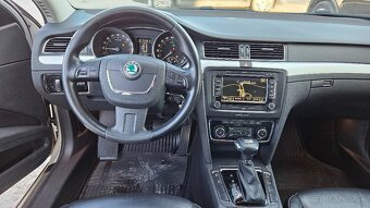 Škoda Superb Combi Scout 2.0 TDI 4x4 140k DSG - 10